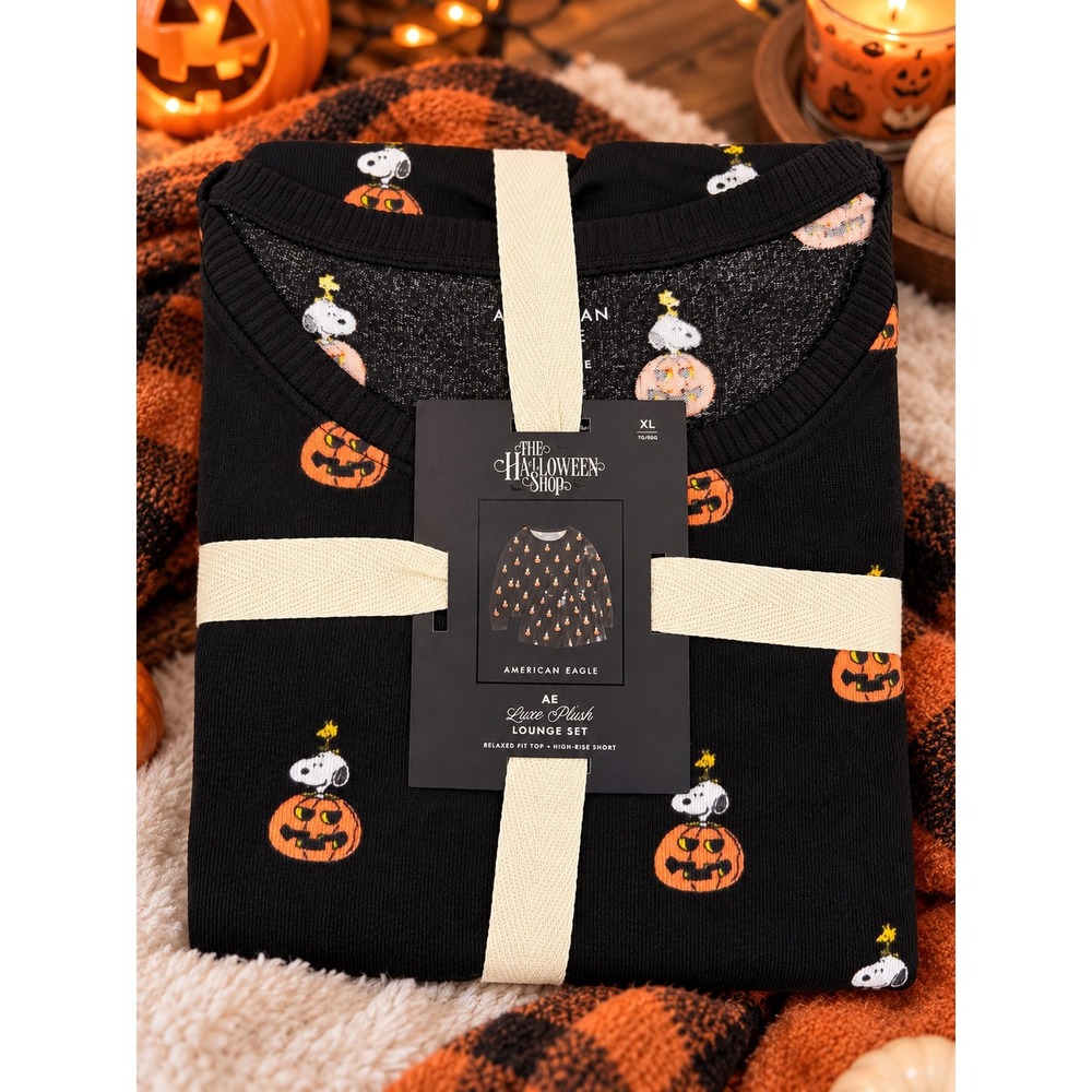 American Eagle Snoopy Halloween Luxe Plush Lounge Set XL Black Pumpkin Peanuts